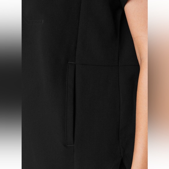 FIGS Black Montex Scrub Top - Picture 6 of 6